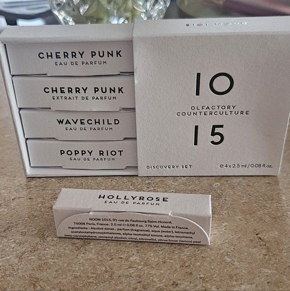 Room 1015 Olfactory Counterculture Discovery Set - Picture 2 of 3